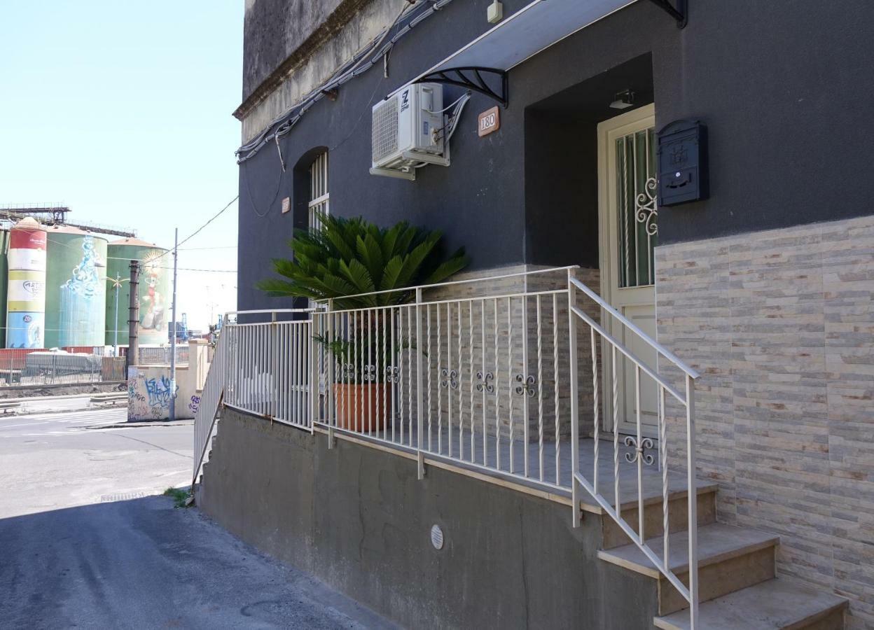 Giader'S House - Free Parking Apartment Catania Exterior photo